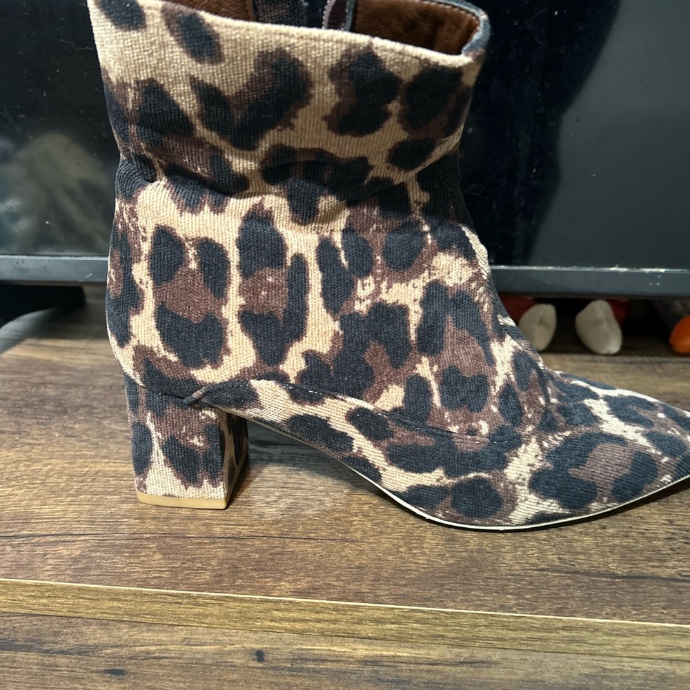 wore only twice, absolutely love them !